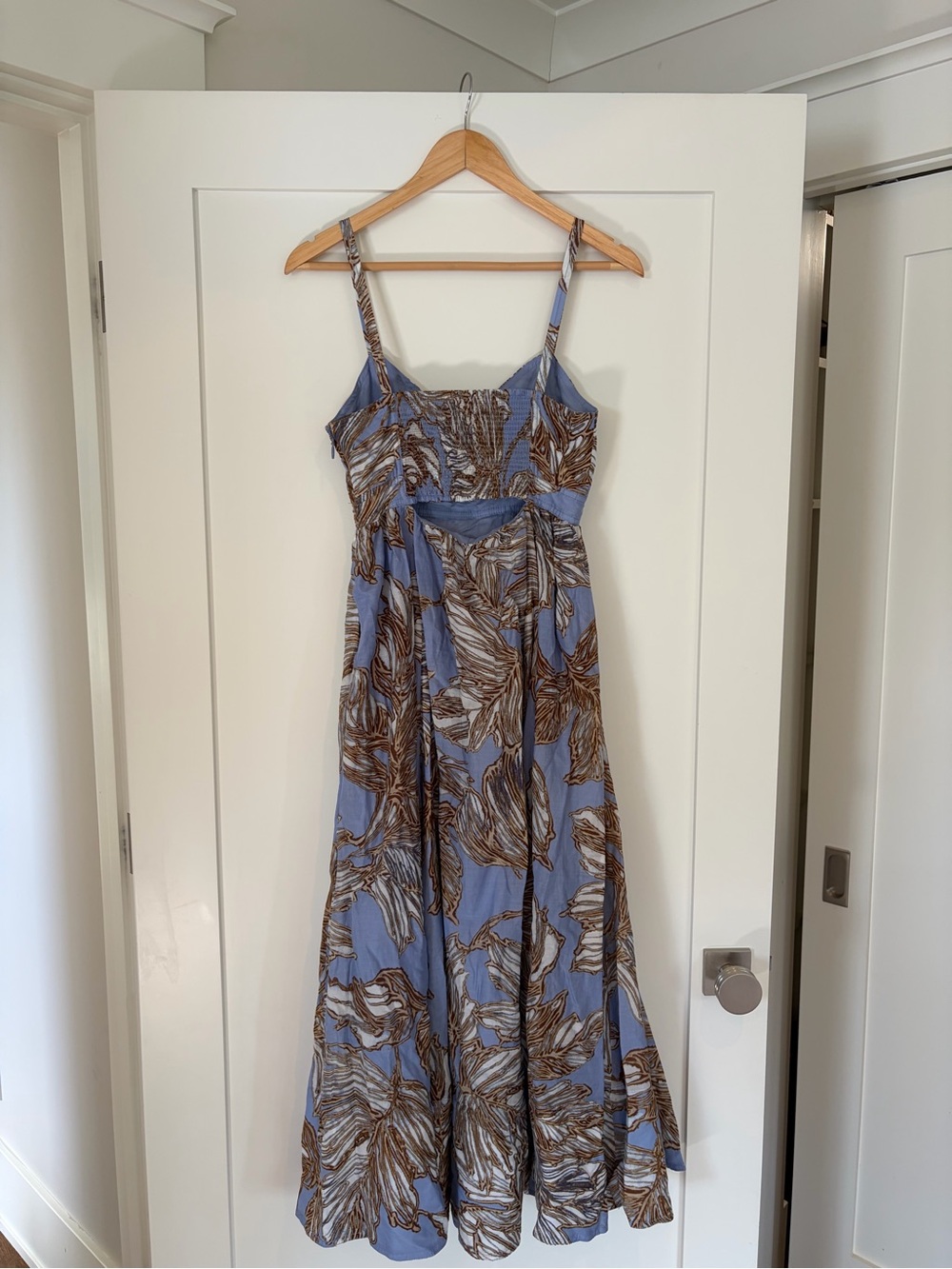 Banana Republic Blue and Brown Floral Midi Dress - Picture 2 of 2